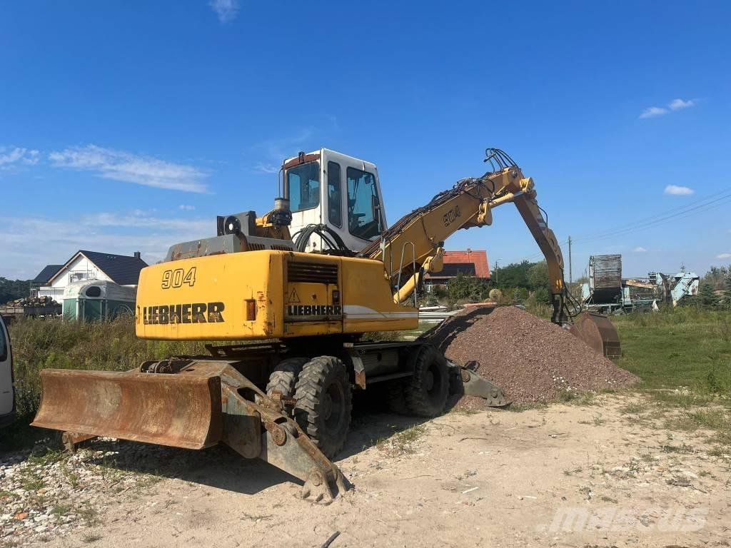 Liebherr A 904 C Оператори на отпадъци/индустрия
