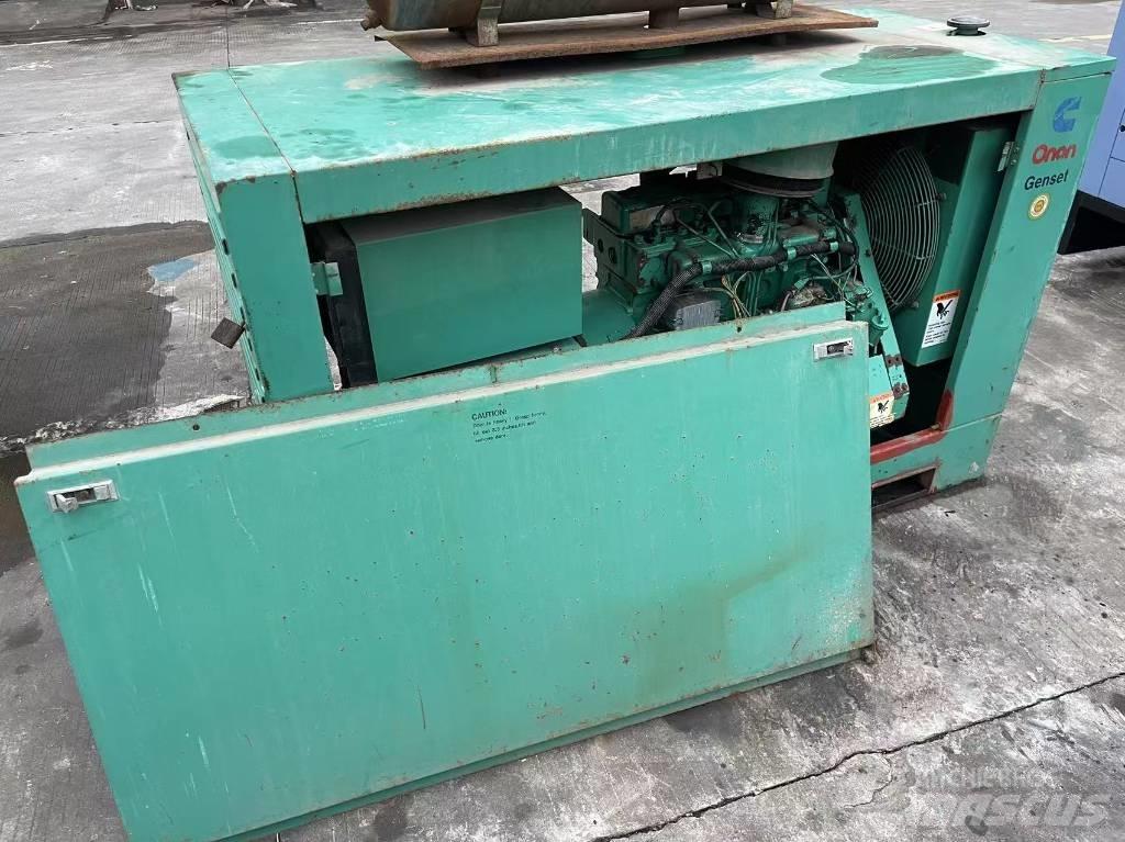  Onon 25KVA Дизелови генератори
