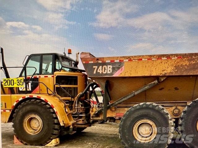 CAT 740 B Дъмпери/моторни превозни средства