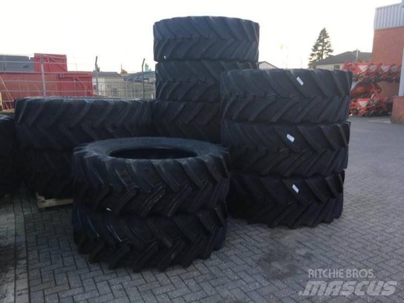 BKT 520/70 R 38 Колелета/Гуми