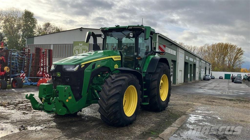 John Deere 8R 370 Трактори
