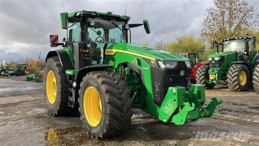 John Deere 8R 370 Трактори