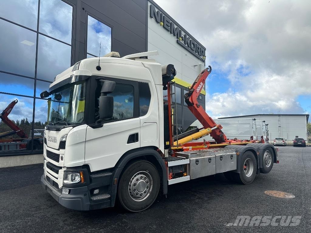 Scania P 370 6x2*4 Камиони с кран с кука