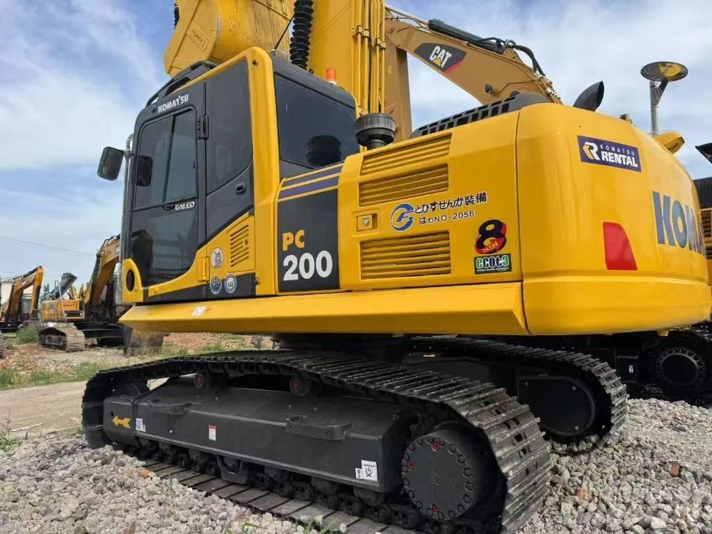 Komatsu 200-8 Верижен екскаватор