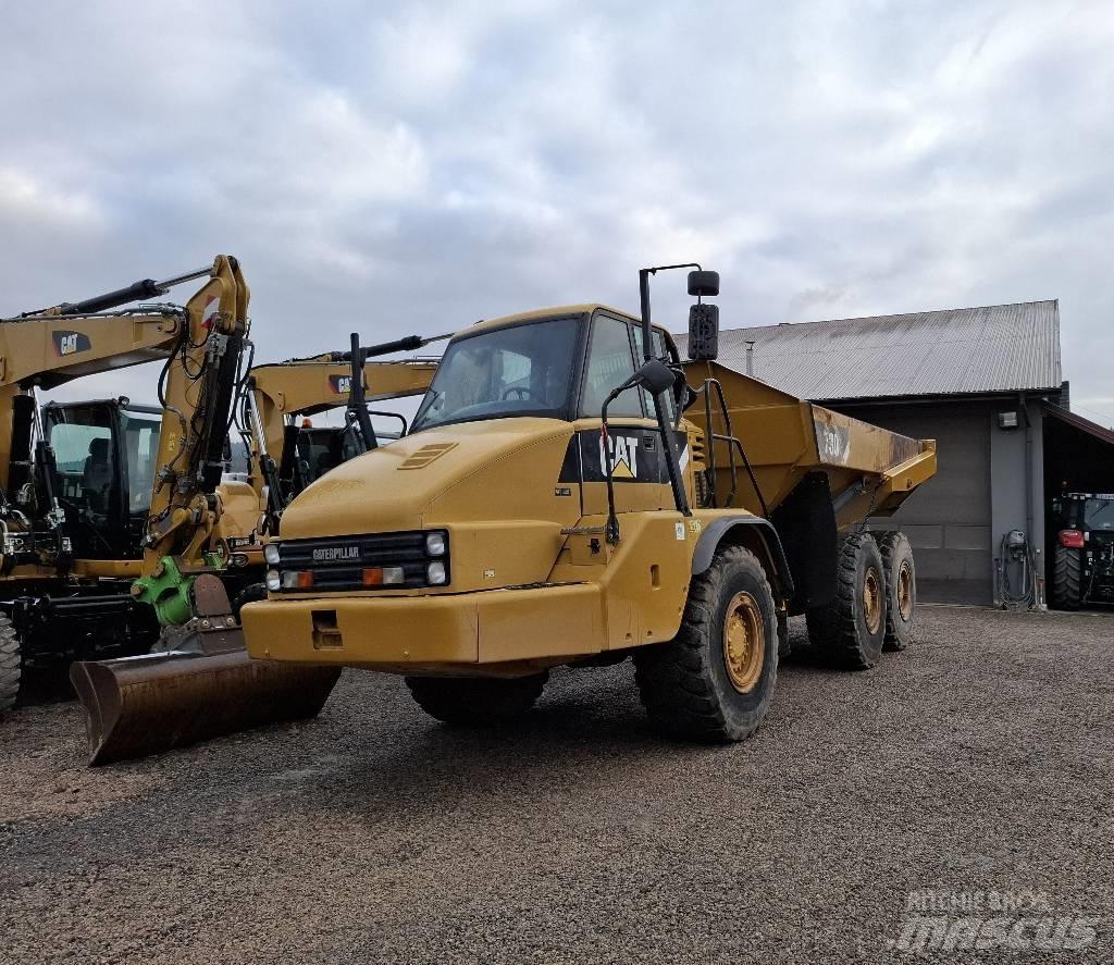 CAT 730 Дъмпери/моторни превозни средства
