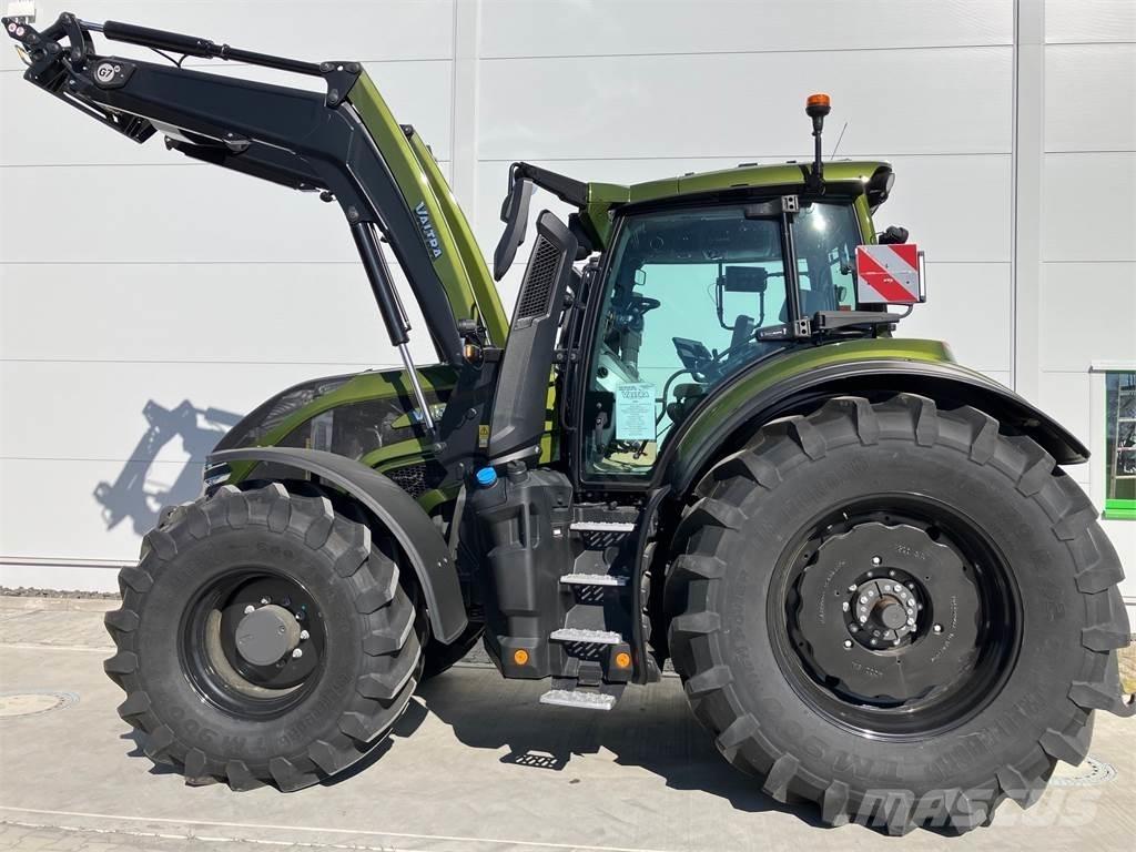 Valtra Q 285 Трактори