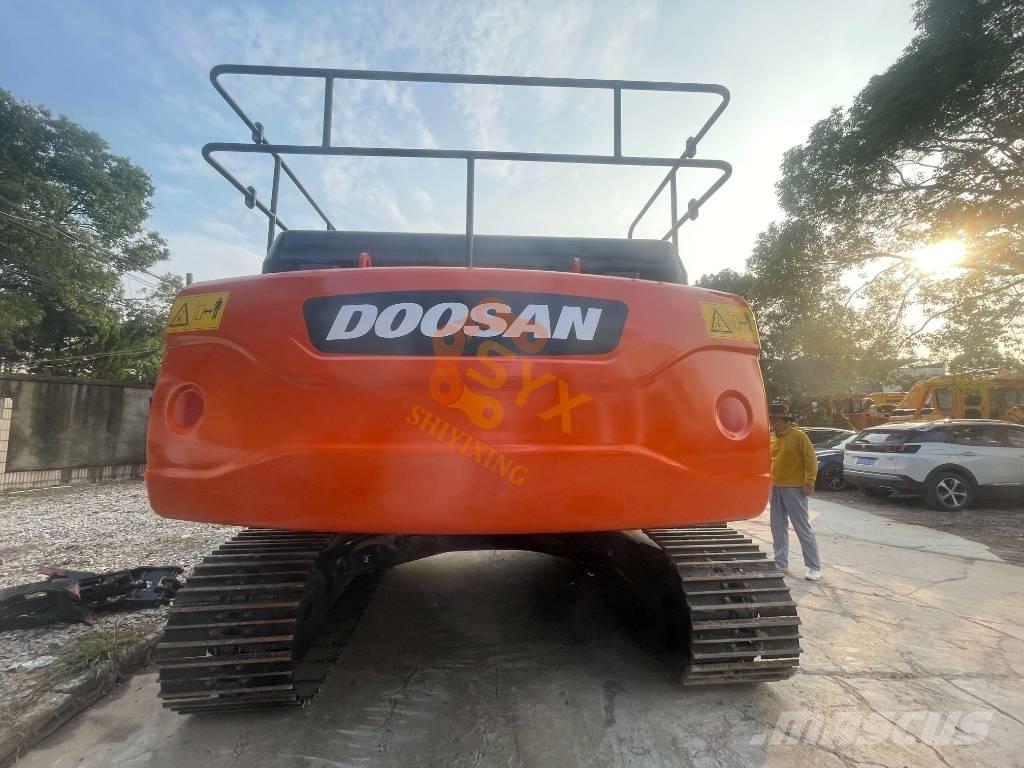 Doosan DX 300 Верижен екскаватор