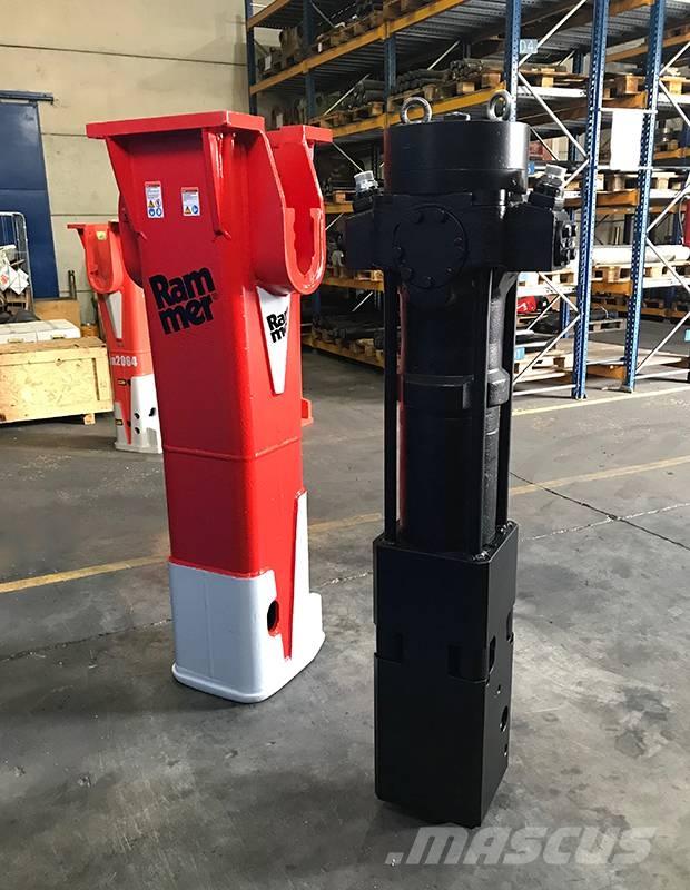 Rammer 2577E Чукове/Раздробители
