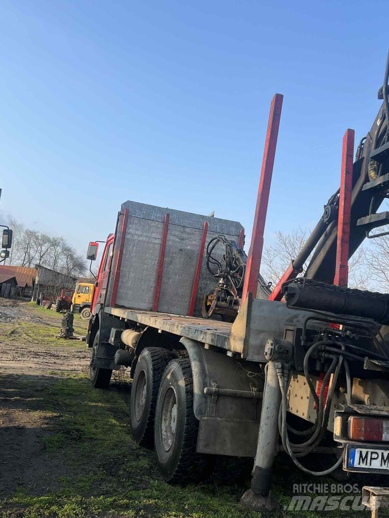 MAN F 2000 За превоз на дървени трупи