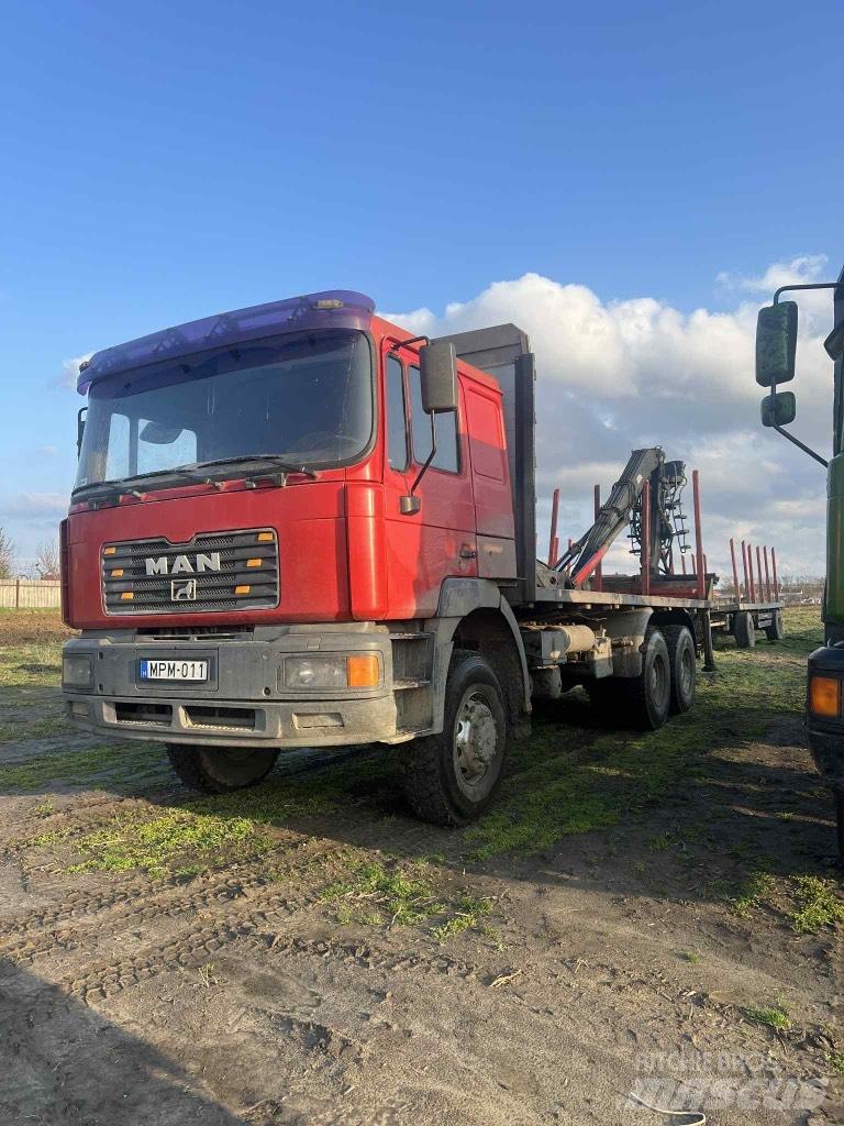 MAN F 2000 За превоз на дървени трупи