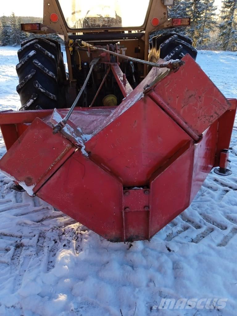 Esa-Patu 210 Снегохвъргачки
