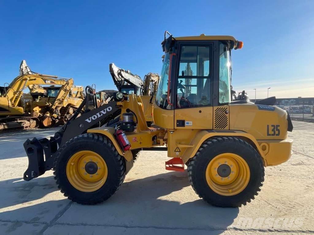 Volvo L35HT Колесни товарачи