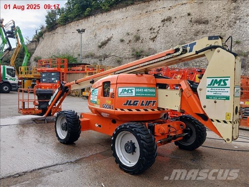 JLG 600 AJ Съчленени стрелови подемници