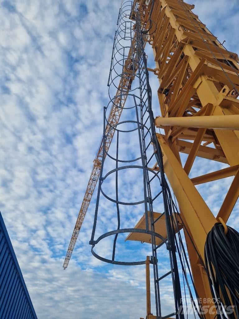 Potain 386B Самоповдигащи кранове