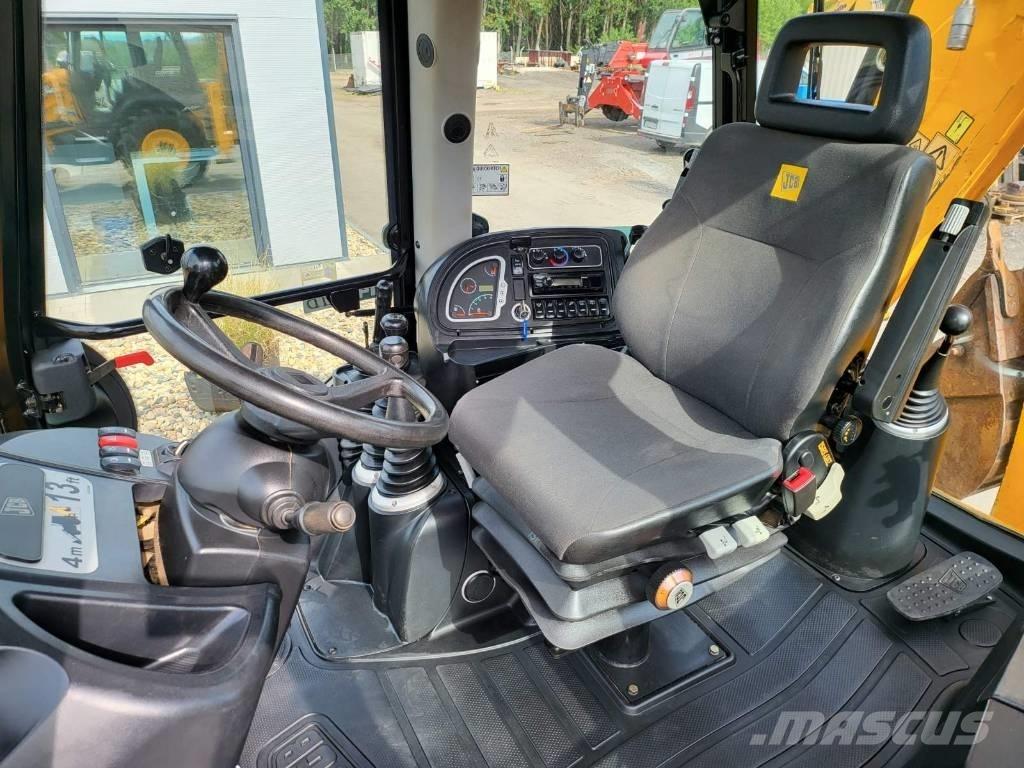JCB 3 CX Товарач със заден ексватор
