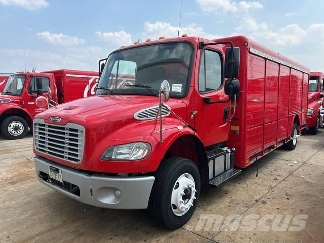 Freightliner M2 106 Товарни камиони за напитки