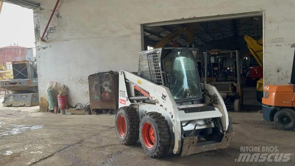 Bobcat S 160 Мини товарачи
