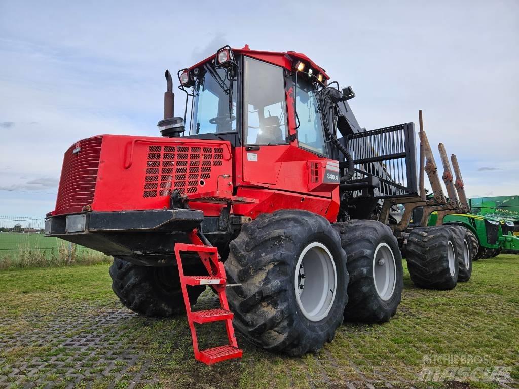 Komatsu 840.4 Форуардери