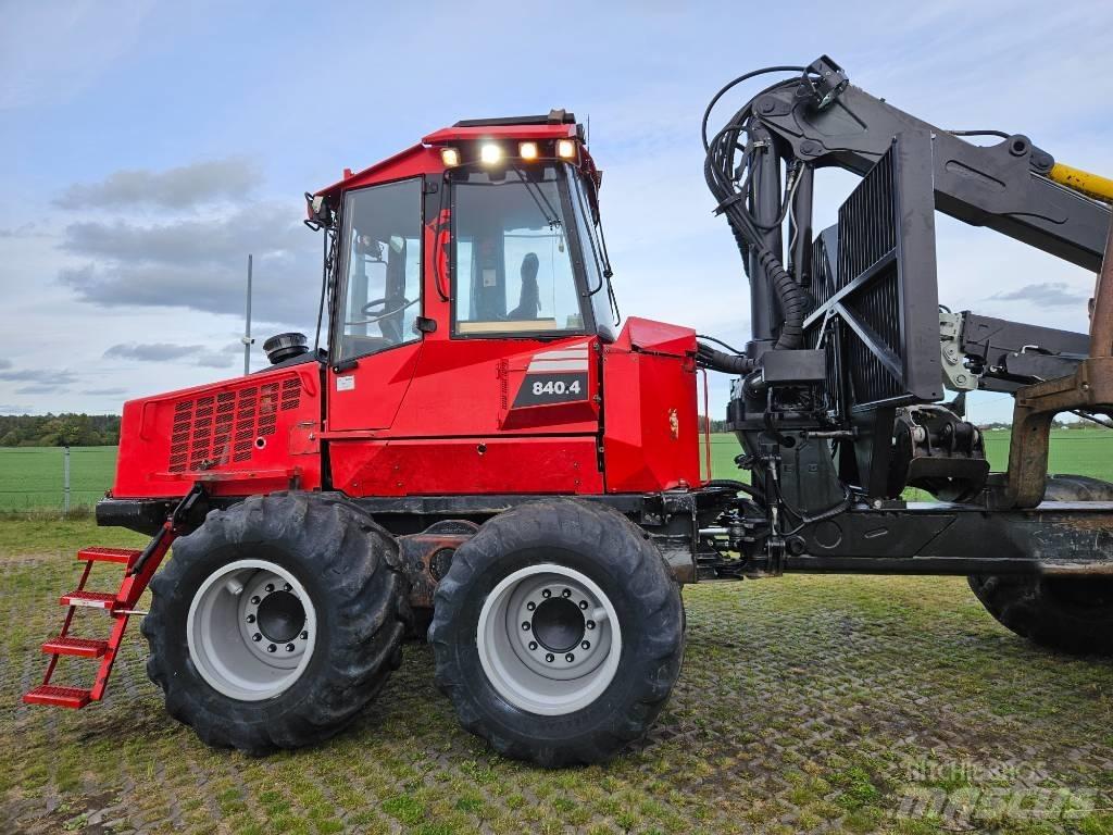Komatsu 840.4 Форуардери
