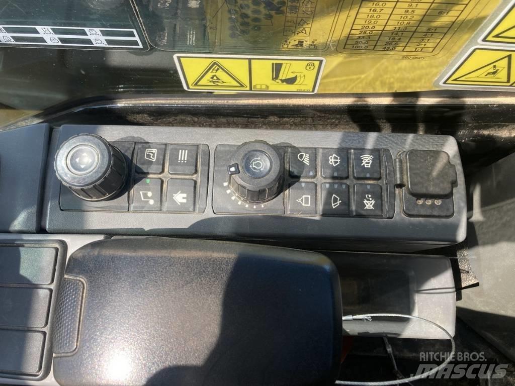CAT 306CR Верижен екскаватор