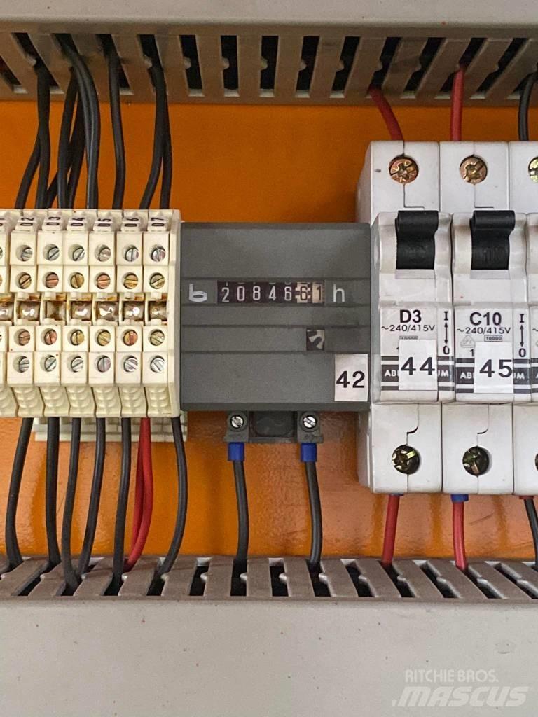 Spierings SK365 AT3 Мачтови кранове