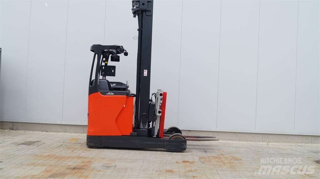 Linde R25 Ретрак/ Високоповдигач с изместване на вилката напред
