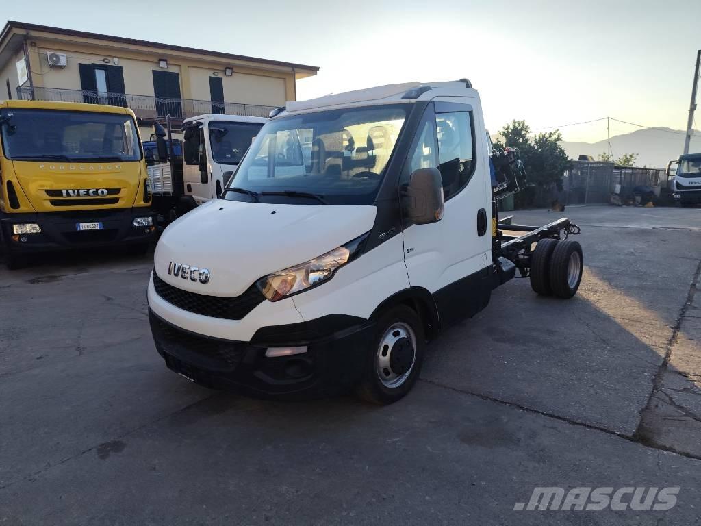Iveco Daily 35-150 Автокранове