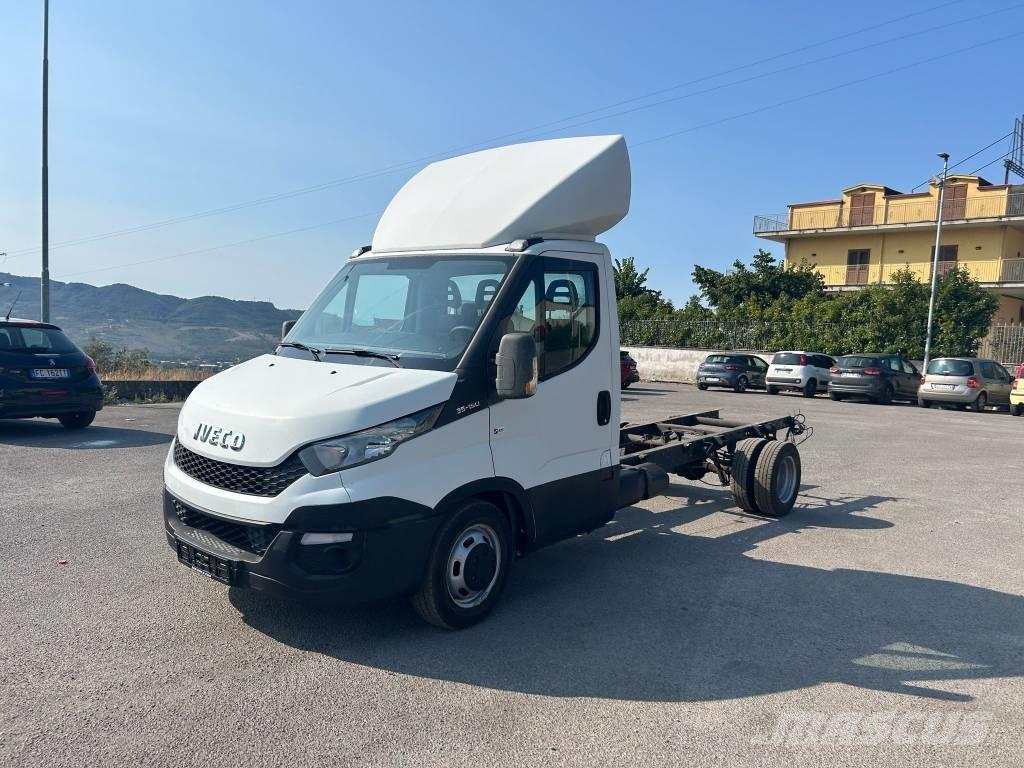 Iveco Daily 35-150 Автовози
