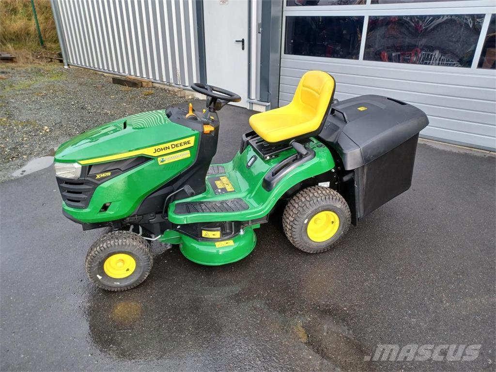 John Deere X147R Косачки за Greens