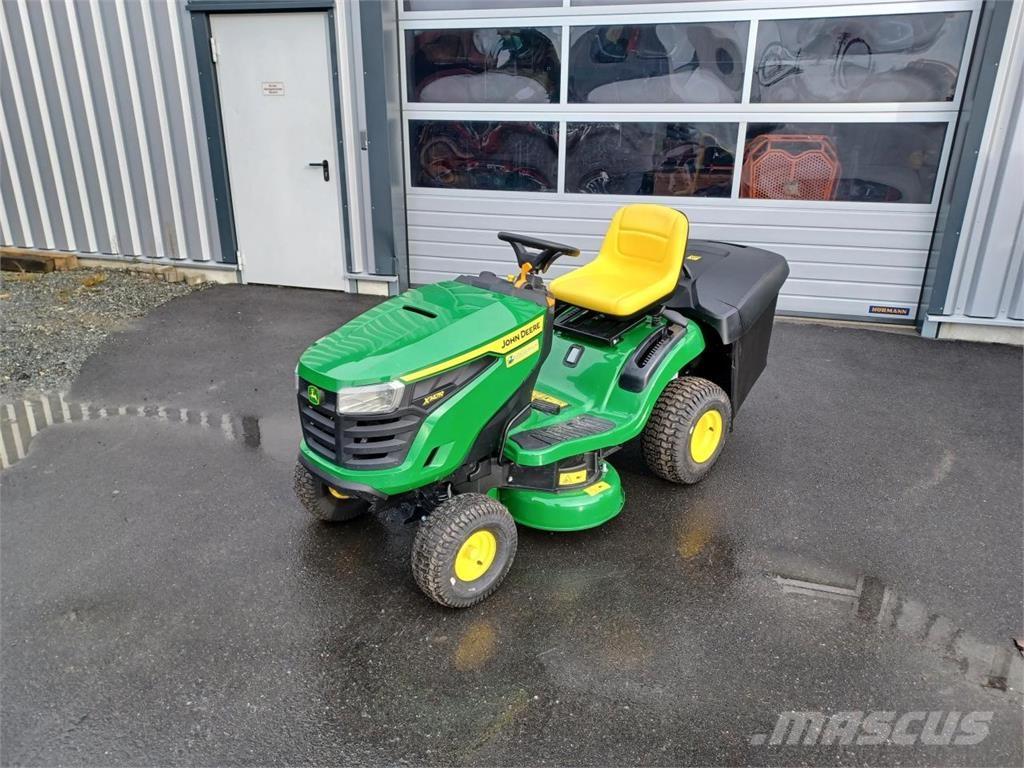 John Deere X147R Косачки за Greens