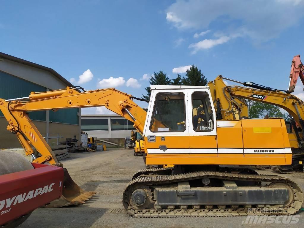 Liebherr 902 Верижен екскаватор