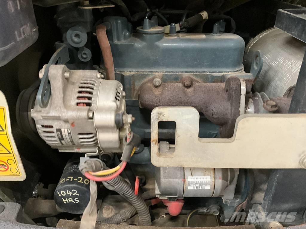 Kubota KX 015-4 Мини екскаватори < 7 т