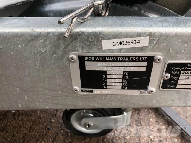 Ifor Williams HB 506 Полуремаркета за превоз на животни

