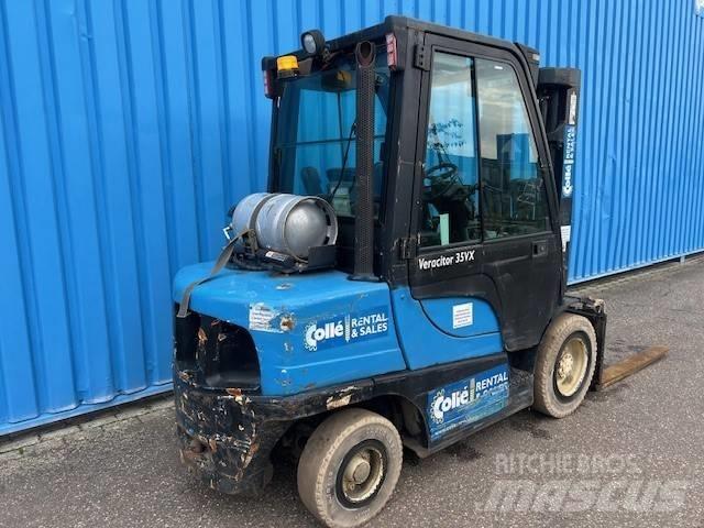 Yale GLP 35 VX Камиони с АГУ