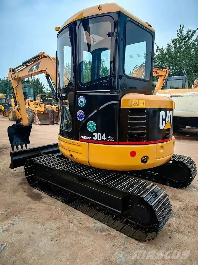 CAT 304 CR Мини екскаватори < 7 т