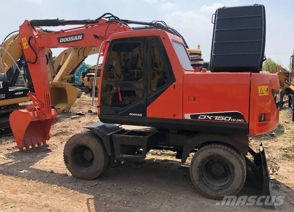 Doosan DX150W Верижен екскаватор