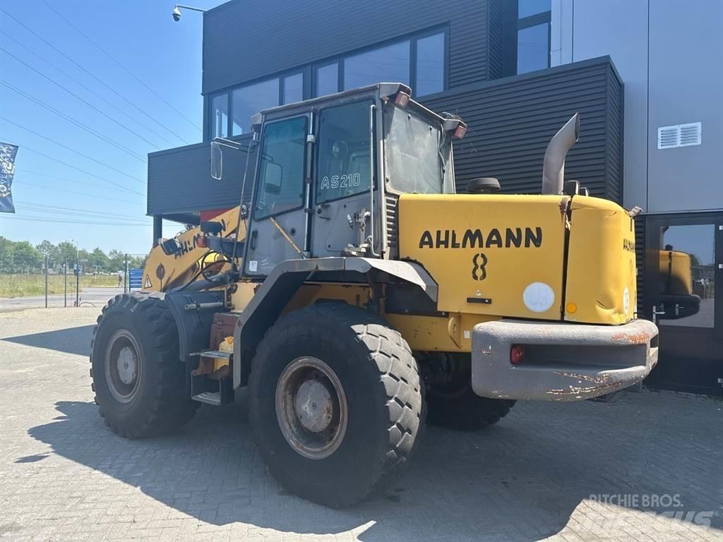 Ahlmann AZ 210 Колесни товарачи