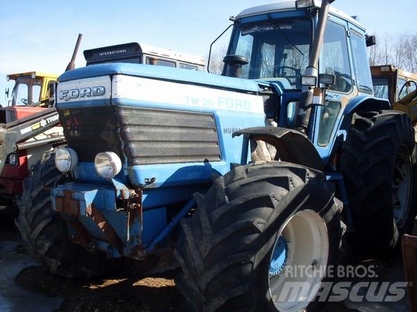Ford TW 30 Трактори