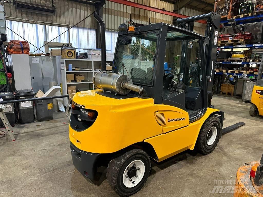 Jungheinrich DFG 550 Дизелови камиони