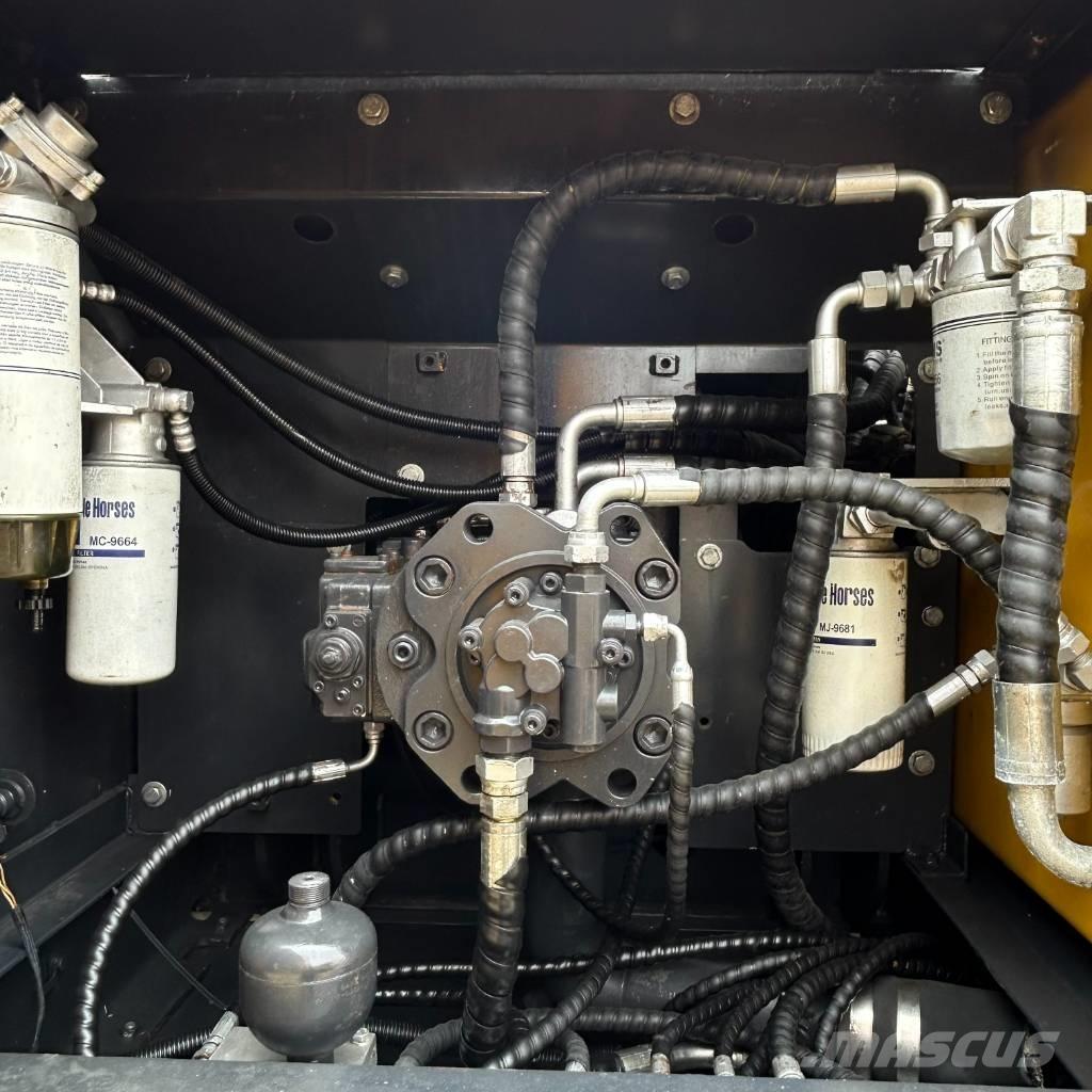 Volvo 210 Верижен екскаватор