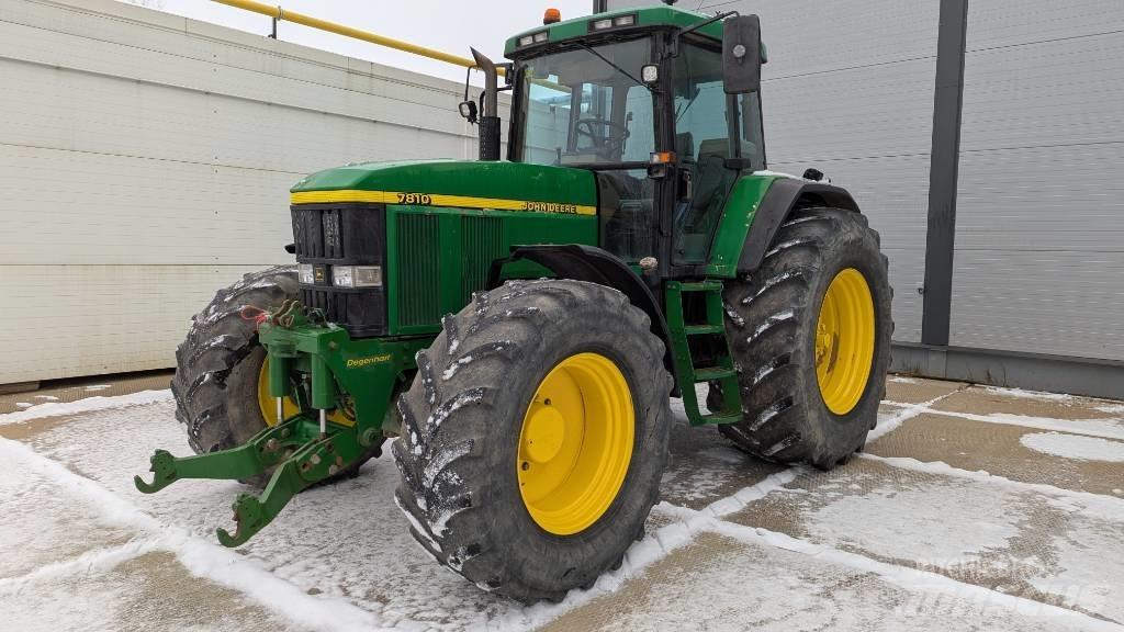 John Deere 7810 Трактори