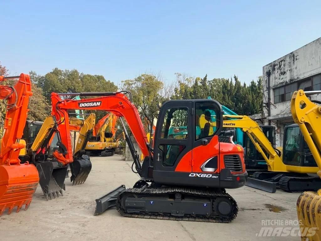 Doosan DX 60-9C Мини екскаватори < 7 т
