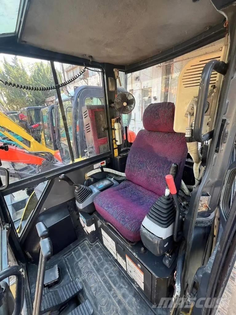 Komatsu PC 40 MR Мини екскаватори < 7 т