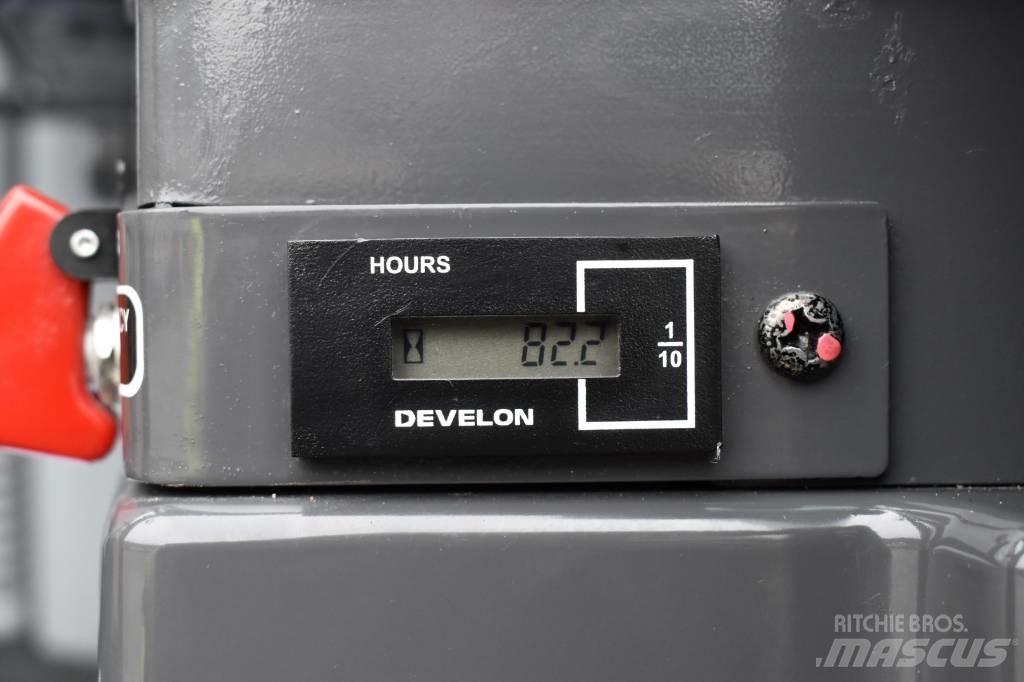 Develon DX27Z-7 Мини екскаватори < 7 т
