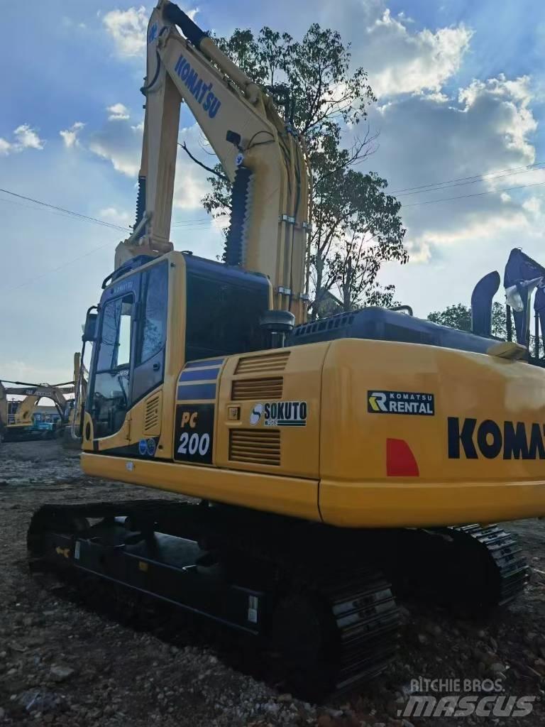 Komatsu 200-8 Верижен екскаватор