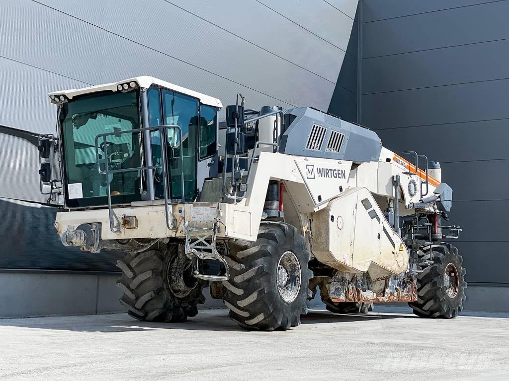 Wirtgen WR 240i Рециклатори на асфалт