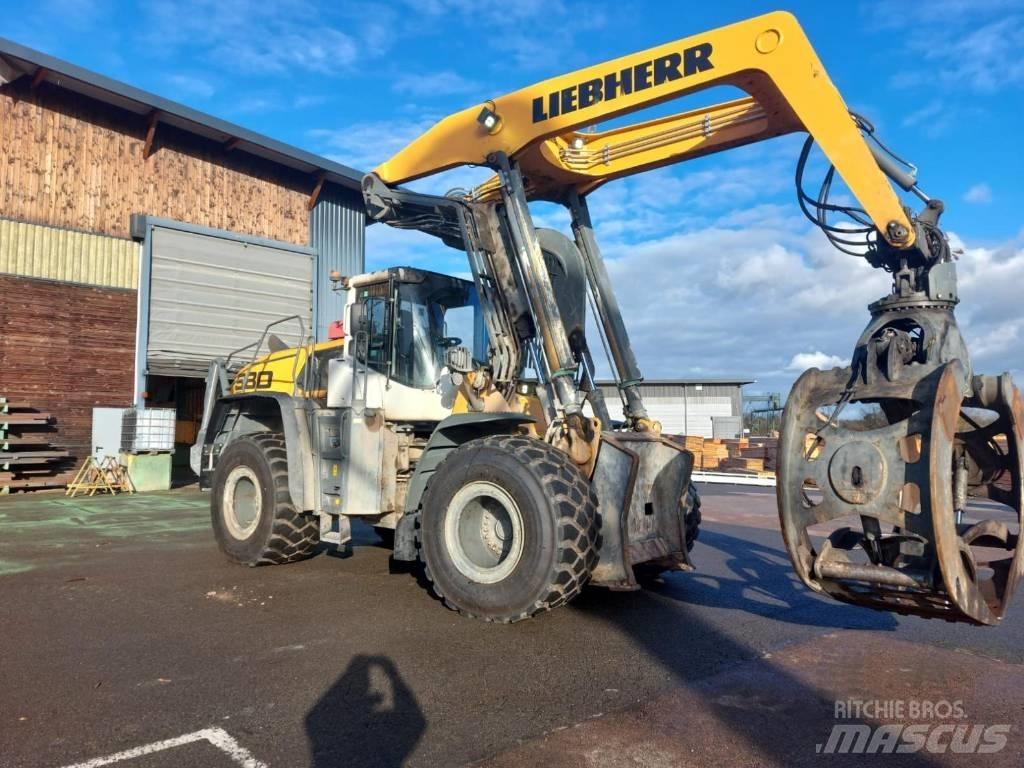  lLIEBHERR 580 Товарачи с наклонена стрела
