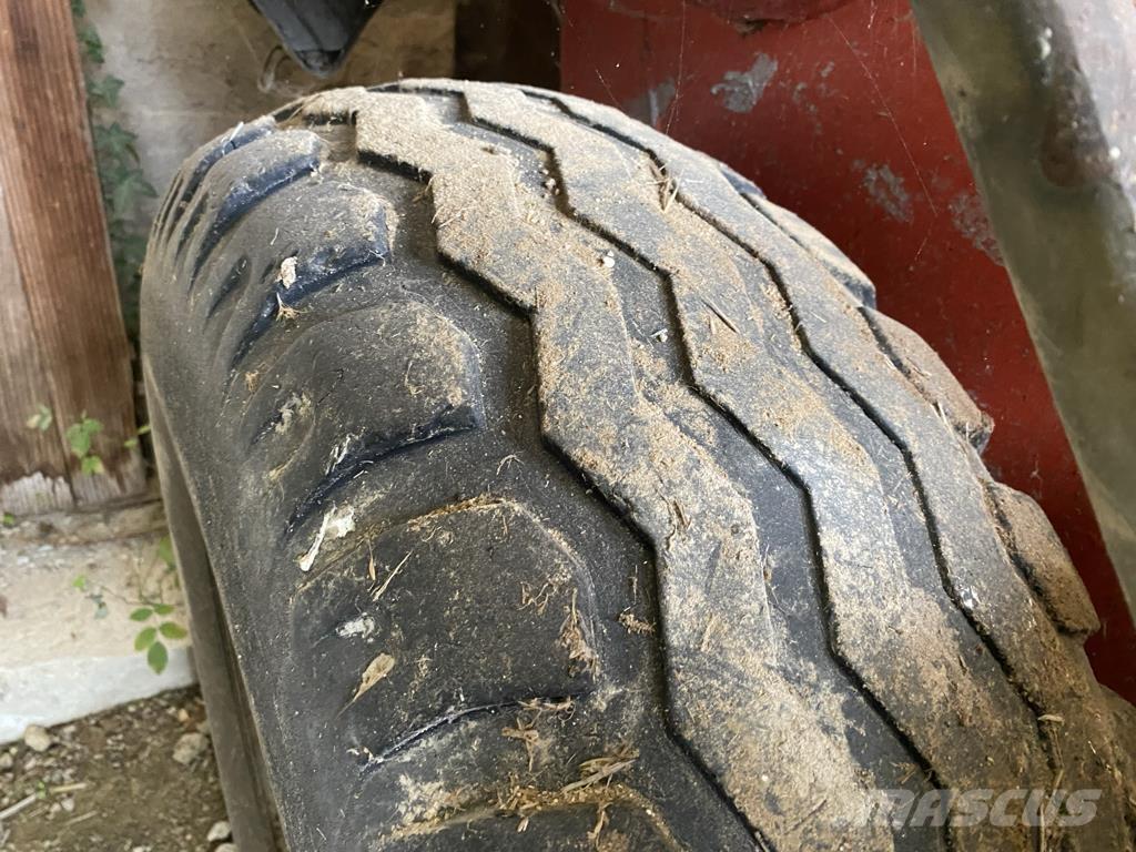Kuhn FC303GL Косачки за монтиране и теглене