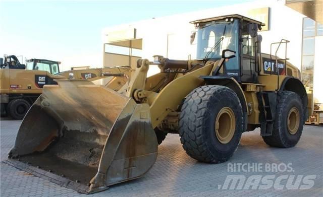 CAT 966M Колесни товарачи