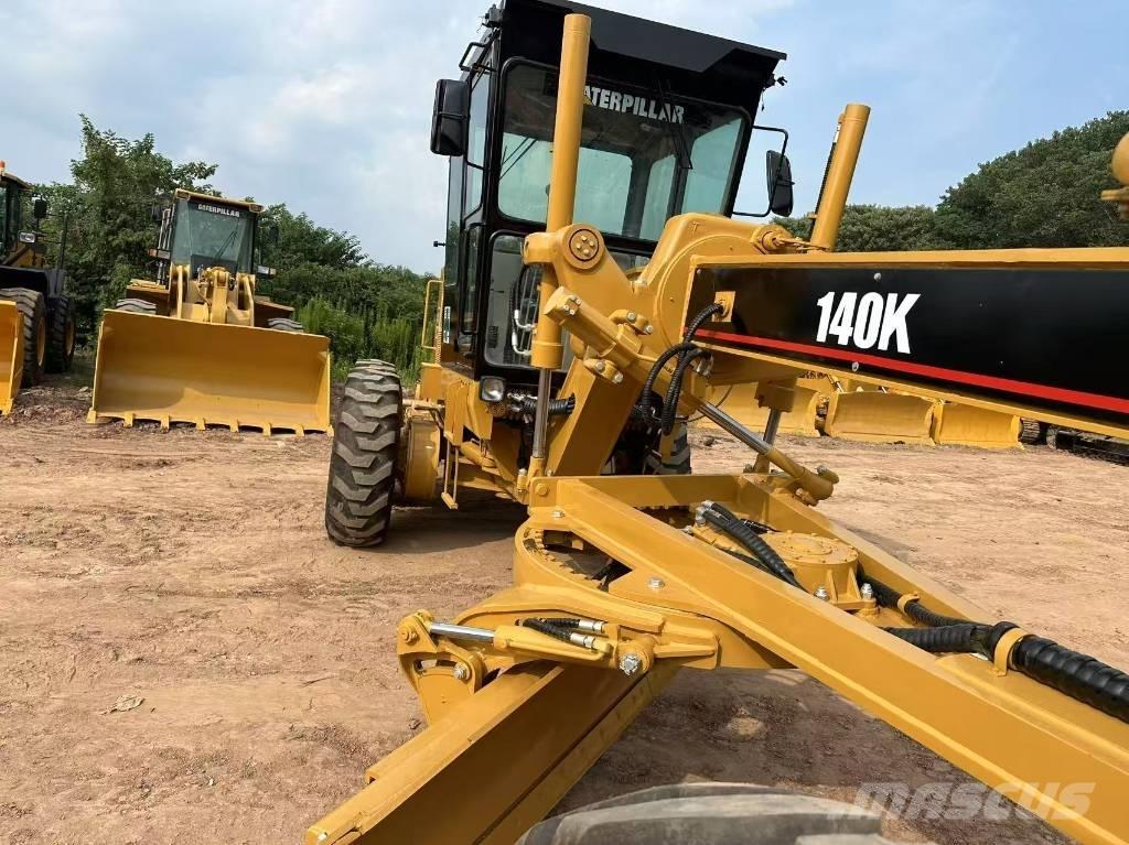 CAT 140 K Грейдери